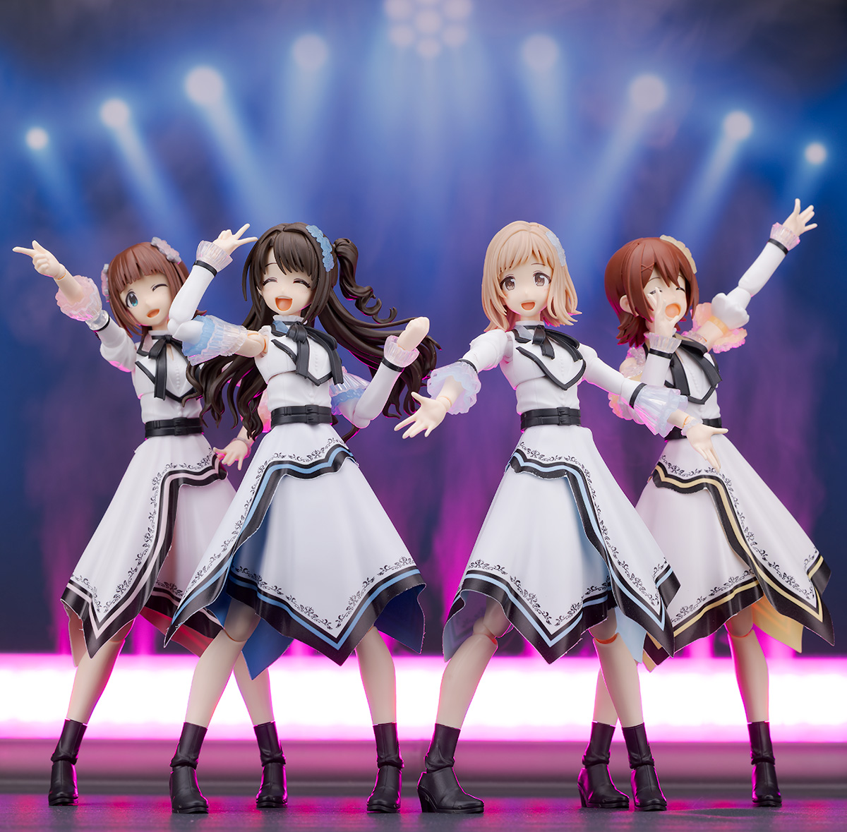 hoshimaruplamo's tweet photo. 「アイドルマスターシンデレラガールズ」より島村卯月 (20th Anniv. YOU AND アイ！)のレビューを公開しました。今回も20周年記念衣装仕様での立体化となりますが一部が専用の形状に変更されています。また髪型パーツもかなり気合の入った出来になっていました。
https://t.co/EvpaBZisYi https://t.co/uCvGDIvEX3