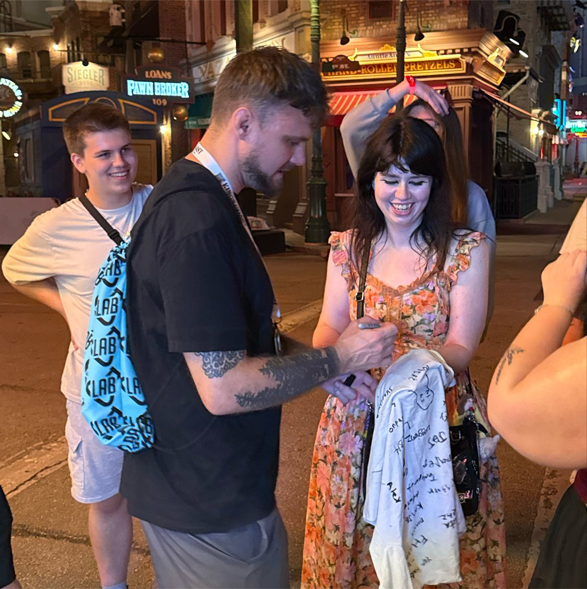 LUCKYY10P's tweet photo. The first of many GCX posts!

Thank you so much to everyone who took the time to come up, say hello, take a picture, or ask for an autograph. It’s always such a pleasure getting to meet you in person.

More than anything, thank you for taking time out of your day to spend a few moments with me. It gives me the chance to thank YOU for all of the support you’ve shown me. I truly appreciate every single one of you.