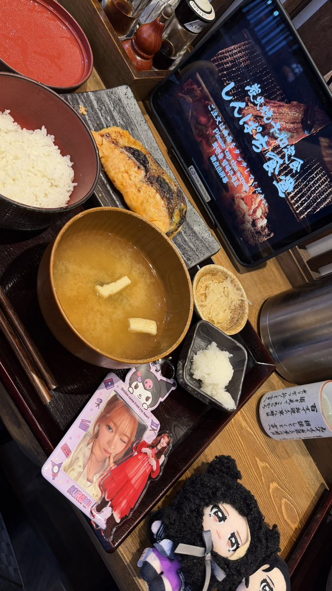 fn612rn91's tweet photo. 菜乃が好きなしんぱち食堂初めて行ったけど美味しかった😋🐟 https://t.co/HkIqP5MGZG