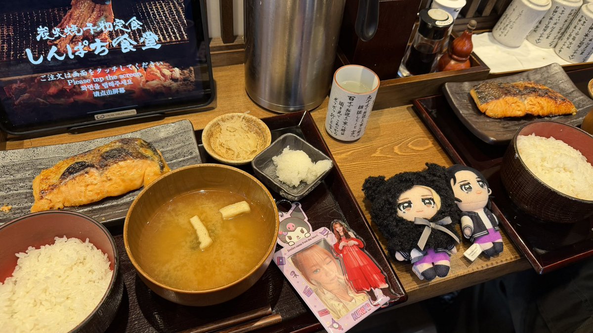 fn612rn91's tweet photo. 菜乃が好きなしんぱち食堂初めて行ったけど美味しかった😋🐟 https://t.co/HkIqP5MGZG