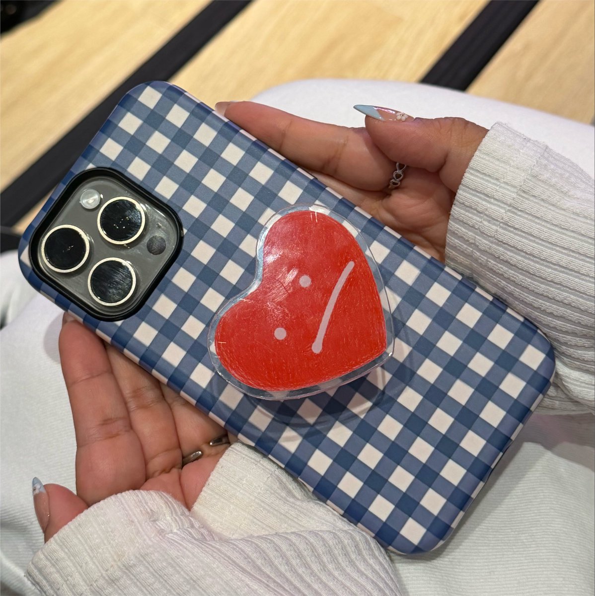 ballristik's tweet photo. i made つぶらなハートちゃん griptok for this tour &amp; at osaka’s リリイベ riki saw it and said “かわいいそれ” 👦🏼♥️
designer riki ありがとう❣️

#松井利樹 https://t.co/Zl4xaAYz29