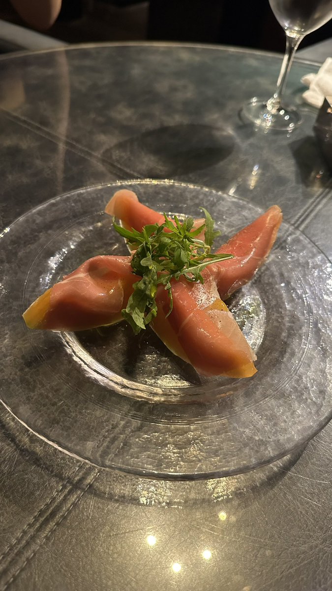 ren__h09's tweet photo. ラグシス恵比寿🍷 https://t.co/1YoQo59s4x