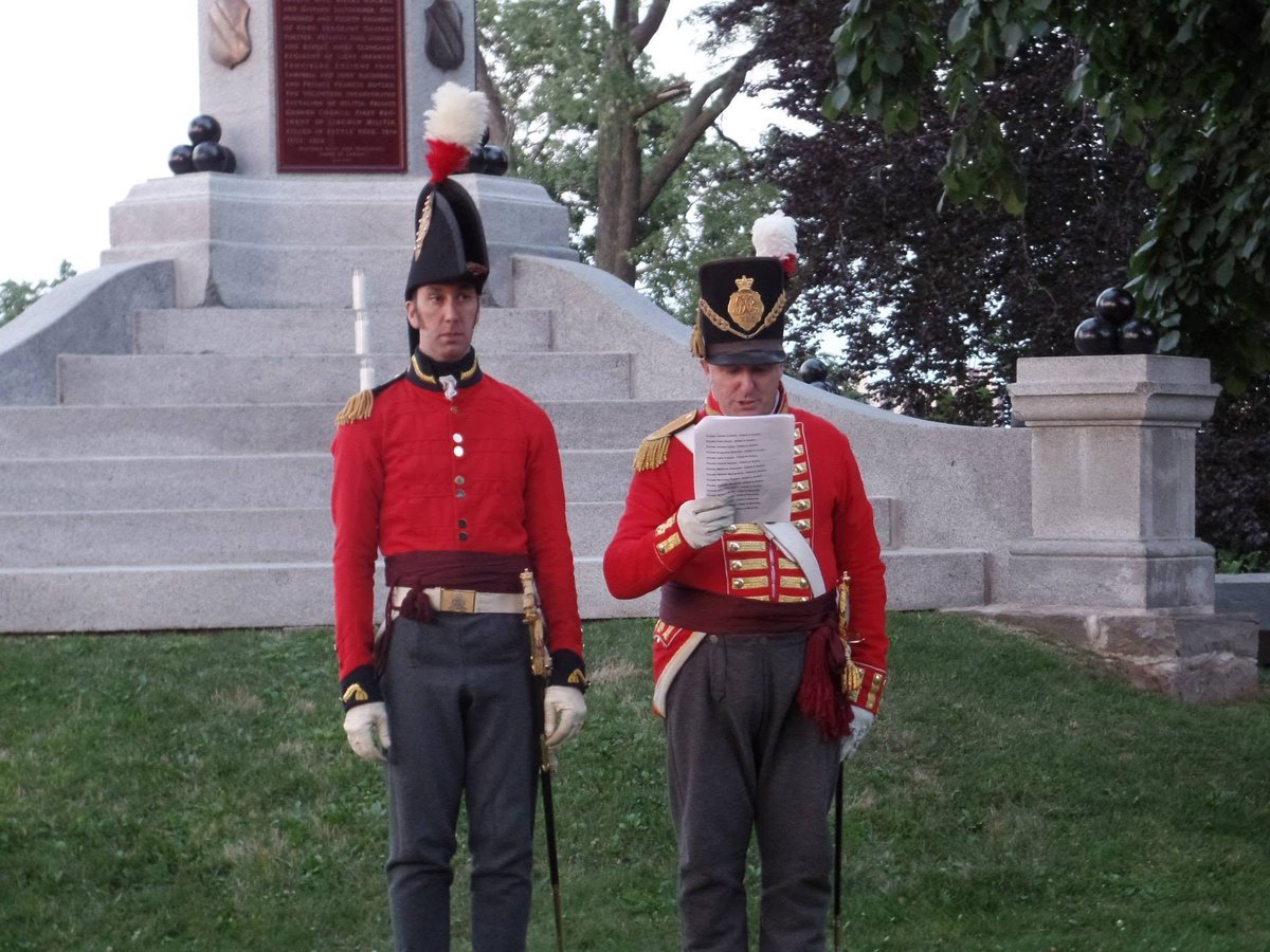 tom4141tom's tweet photo. Reenacting memory:  the 200th Commemoration of the Battle of Lundy's Lane from 2014.

Chris and I read the names of all of the fallen before the ceremony.

I laid a wreath on behalf of the Royal Welsh on the side of the monument where the 41st names are. https://t.co/tSCsx1vzRT