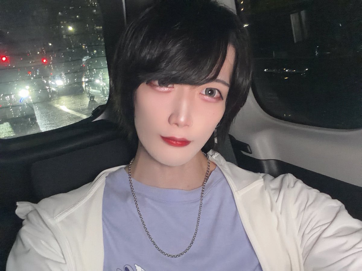 Zeronium_rin's tweet photo. 久々に車乗った https://t.co/knrrWf66G9