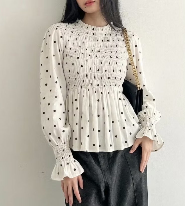 ayyiiceee's tweet photo. polka dots tops are sooo cute 😭🎀

ini beberapa polka dots tops super cute under 100k!!!!! 🫶🧵 https://t.co/nrwB6UX3md