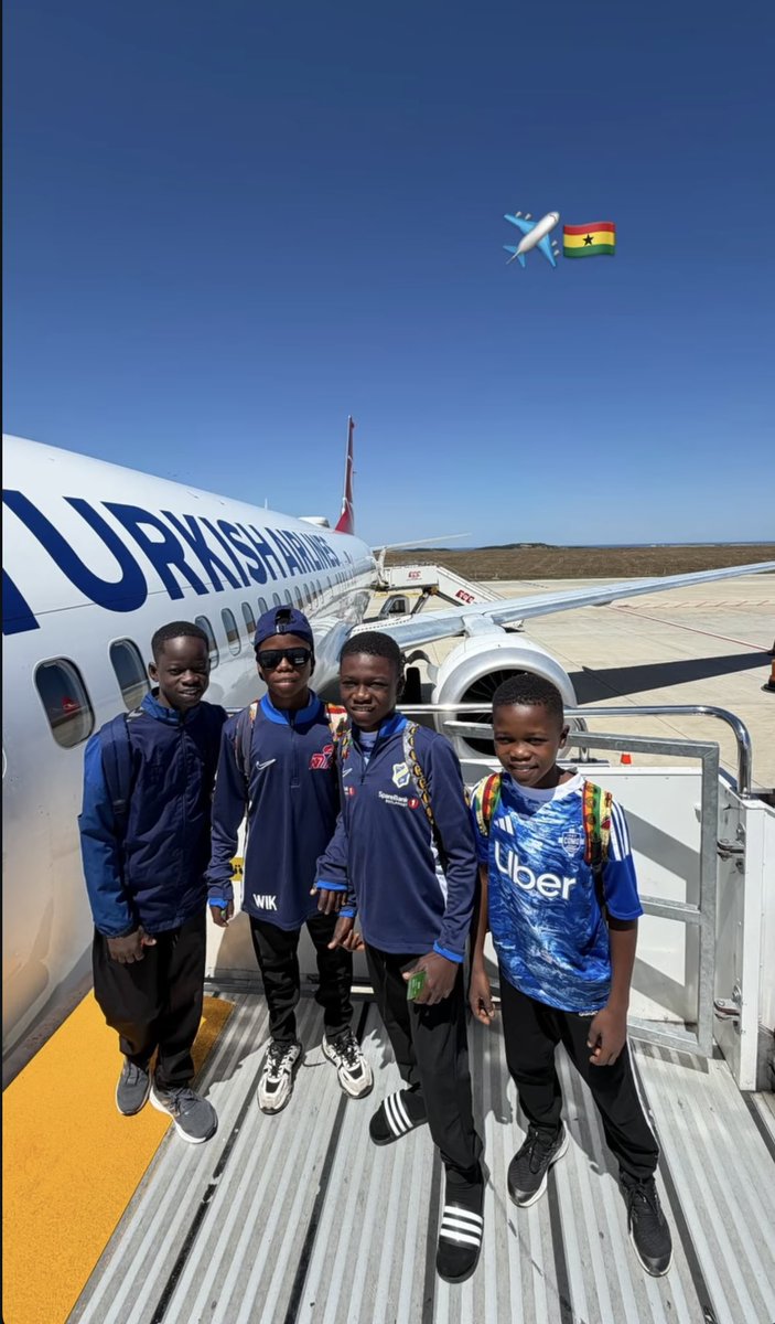 legend_ba1's tweet photo. Back to Ghana… but this is only the beginning 🇬🇭 The Como 1907 Summer Camp chapter may be over, but the journey is far from finished 🌍 These four rising stars return home with priceless experience, new knowledge, and bigger dreams. Thanks to Laura Juul Hansen and Sport Creates Memories (SCM), another door has been opened for Ghanaian talent. Big news could be on the way… stay tuned. 🇮🇹🇬🇭

#RisingFootballPros #Como1907 #SportCreatesMemories #LauraJuulHansen #KingDesFoundation #FutureStars #GhanaFootball