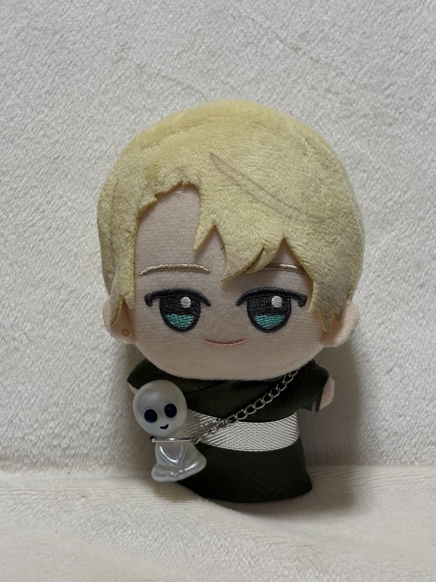 ron_18tr's tweet photo. 今日買ったセリアの宇宙人が最高だから見てほしい👽✴️ https://t.co/OAkqEDEDug