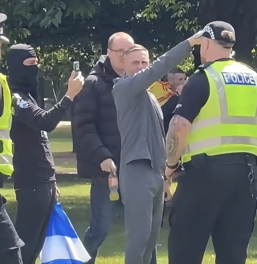 Protopiania's tweet photo. TFW you are Scottish and have concerns about the Scottish fascist/ misogyny movement and get told to fuck off back to England by someone who is in denial that Scottish people can be racist. @johnnypict https://t.co/z8da2kRp7J