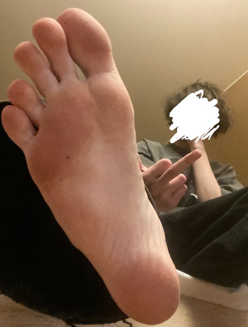 Teengodmark's tweet photo. No respect, you're just an 🏧 for me
Goon and send loser😂 https://t.co/5Hs5VLapVD