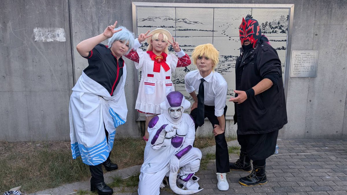 Cell_666's tweet photo. 2026,7,25

#天保山手持ち花火大会
#赤い翼
#銀魂 #明日のナージャ
#チェンソーマン #ドラゴンボール https://t.co/uQxkhPqCgg
