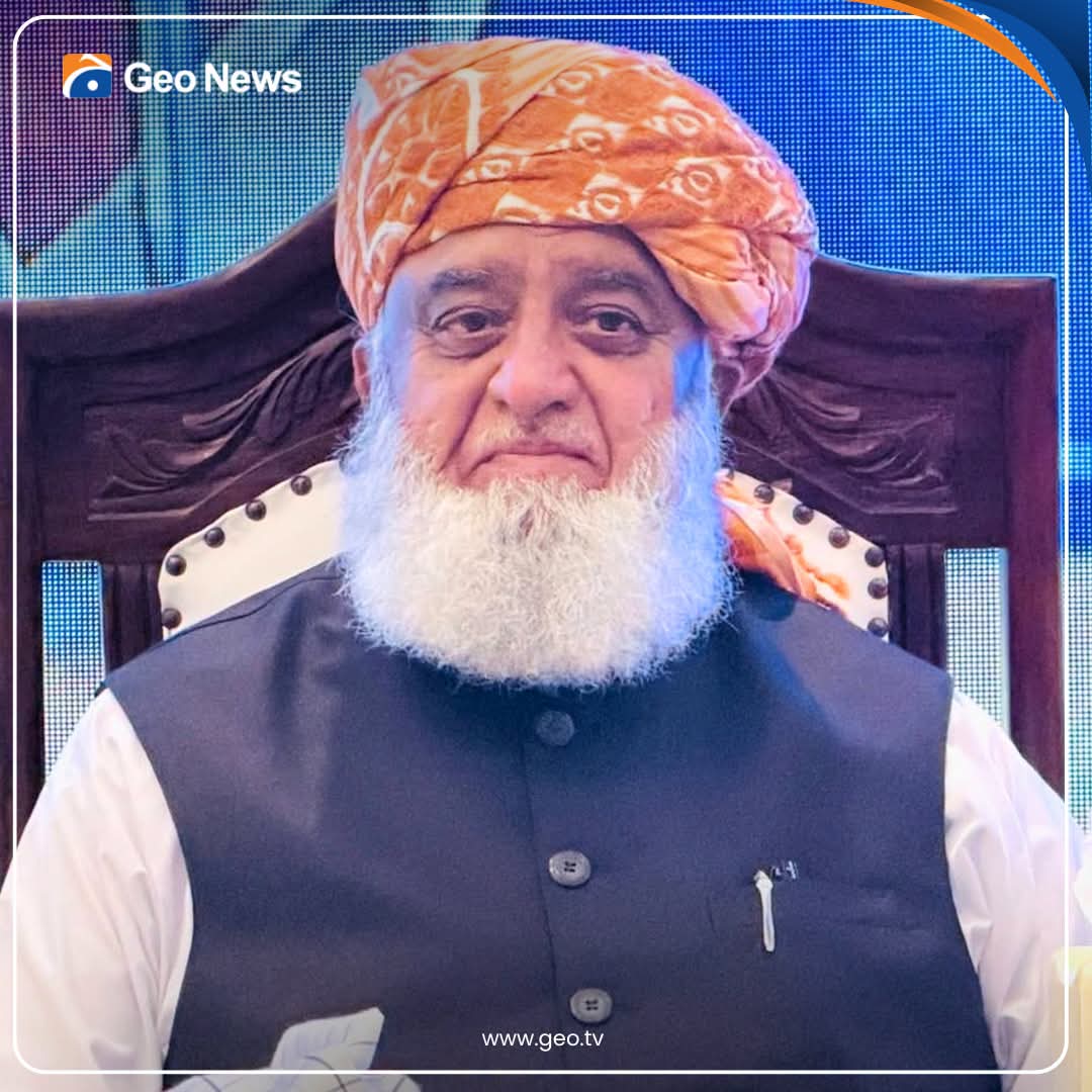 MAhaq_313's tweet photo. عوام کو درست معلومات اور شفافیت چاہیے۔ 
جو لوگ جھوٹ اور پروپیگنڈا پر کھڑے ہوتے ہیں
 وہ تاریخ میں کبھی نہیں ٹھہرتے۔ 
سچ کی روشنی ہمیشہ اندھیرے کو چیر دیتی ہے
#عوام_مولانا_کے_سنگ
#حق_کی_آواز_جمعیت
#نکے_دا_پروپیگنڈا
#شہدابہانہ_خزانہ_نشانہ
#ذخائر_کے_چور https://t.co/NflwoVBIdf