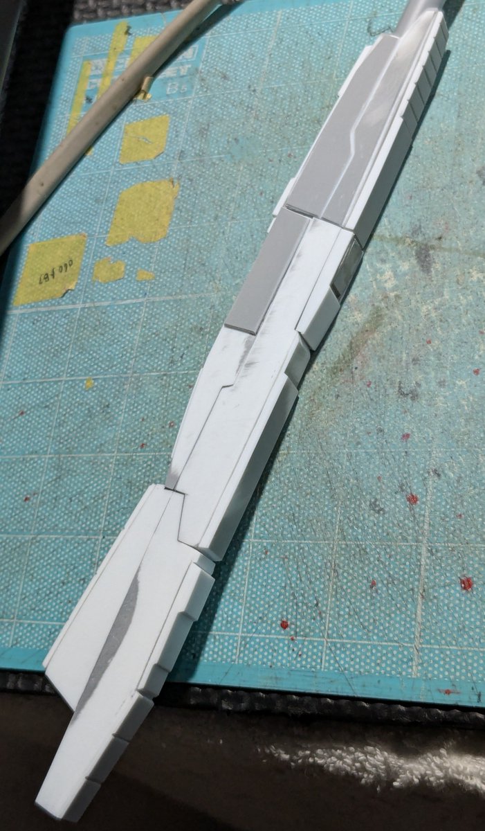 hanajiboo2010's tweet photo. ガンダムmark-II・フライングアーマー進捗
バスターランチャー側面。
少しずつでも作業が進むと安心する。 https://t.co/UB8e1favK5