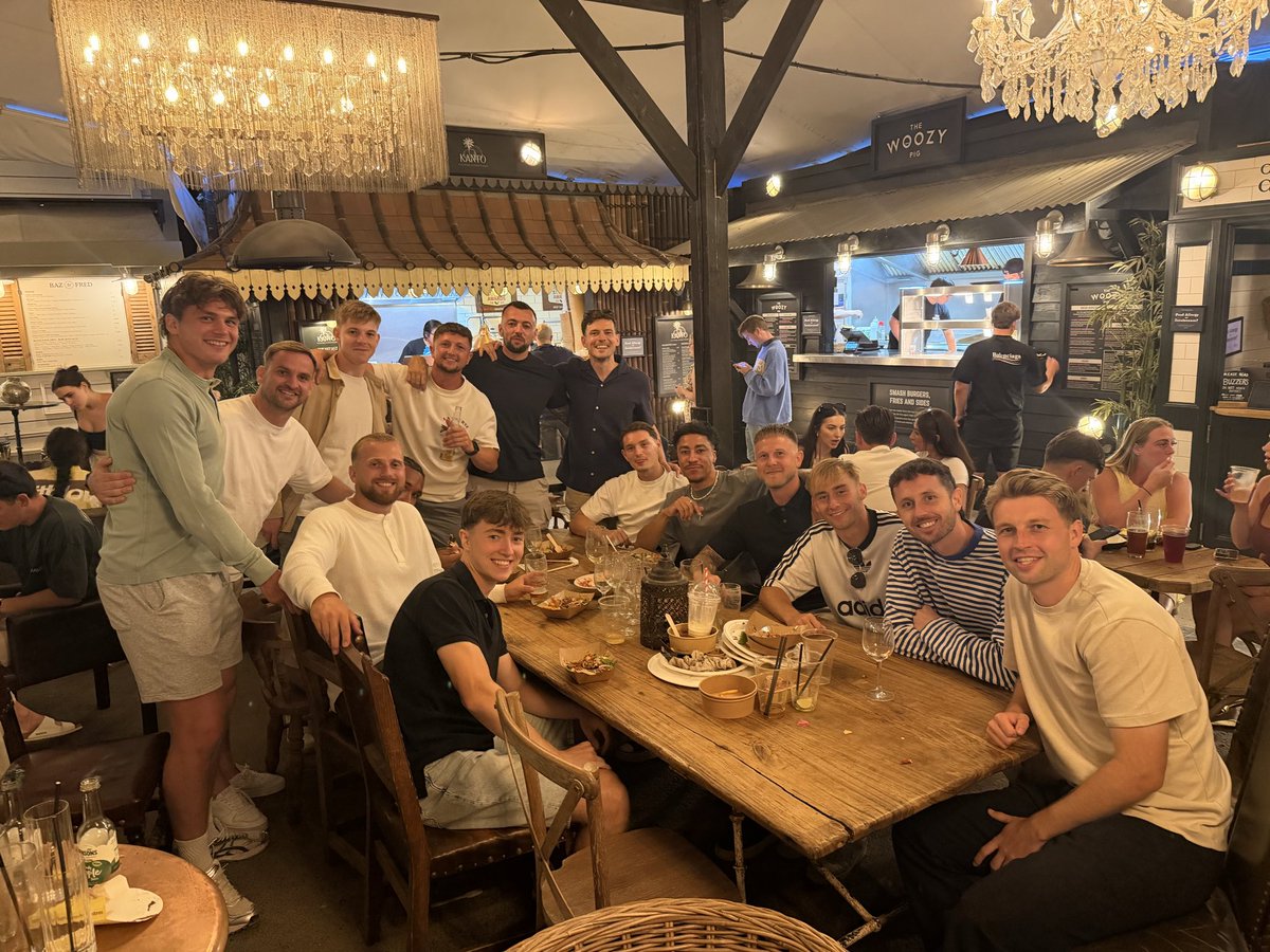 CirenTownFC's tweet photo. As our First Team’s pre-season campaign came to a close, the lads enjoyed a well-earned team social at @Dunkertons yesterday evening.

A great way to round off pre-season before attention turns to the start of the new campaign next Saturday. 

#UpTheCenturions

🔴⚫️ https://t.co/2fa6j1zOtl