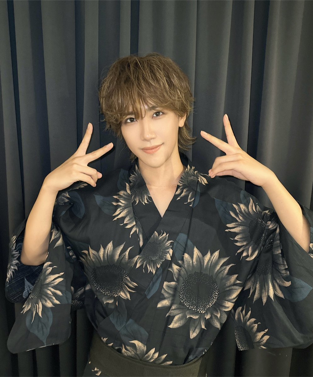 Sho_1154's tweet photo. 人生で初めてハイライト入れてみました。
たまには明るいのも良いですか？💭🤔

花火大会いきたい🎇 https://t.co/hKdJj1c32V
