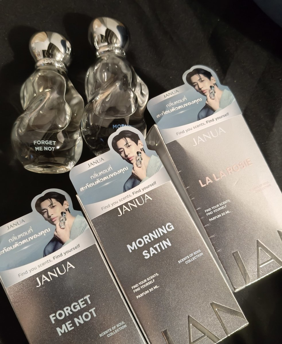 JaneNiiiii5's tweet photo. ไปเทสกลิ่น เทสทำไมสุดท้ายซื้อมาทุกกลิ่นอยู่ดี งงตัวเอง🤣

#BamBam #뱀뱀
#JANUAXBAMBAM
#JANUASCENTSOFSOUL https://t.co/caVbBW97du