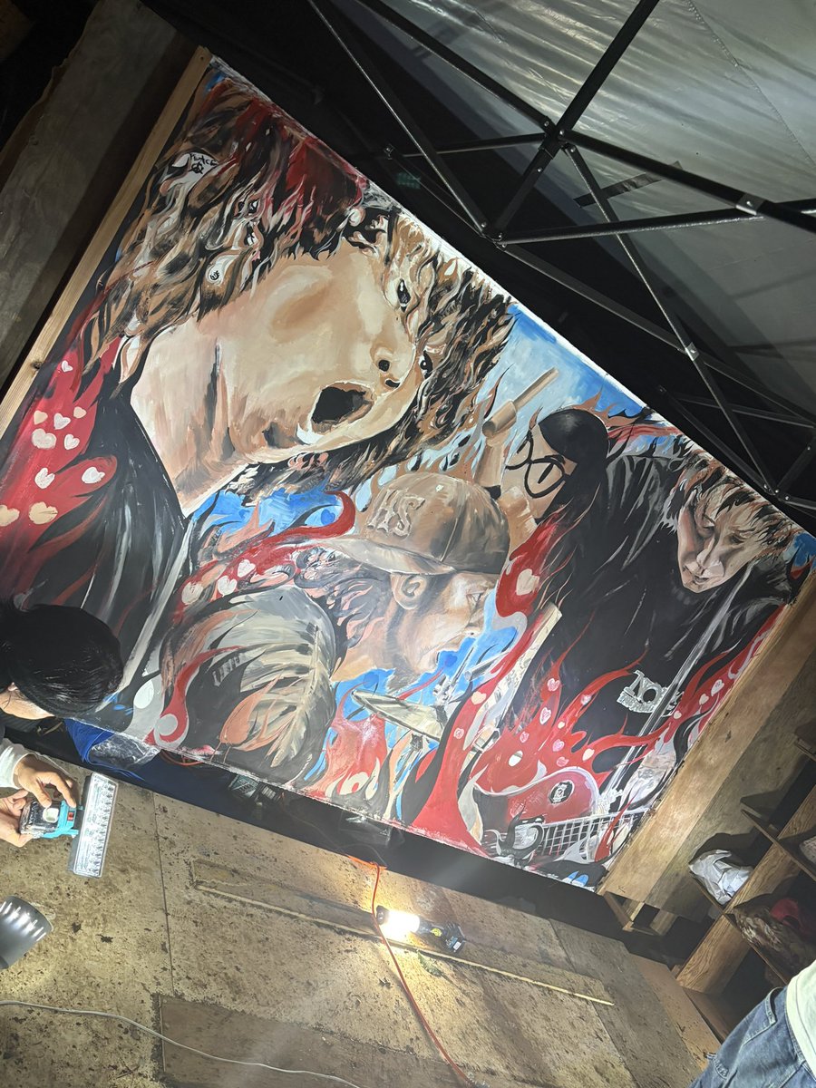 biccchi's tweet photo. ハイスタのライブペインティング、完成！！フジロック金曜だけきたひとも、配信でみたひとも、みんなみんなに届け！ https://t.co/agSlVFjc5K