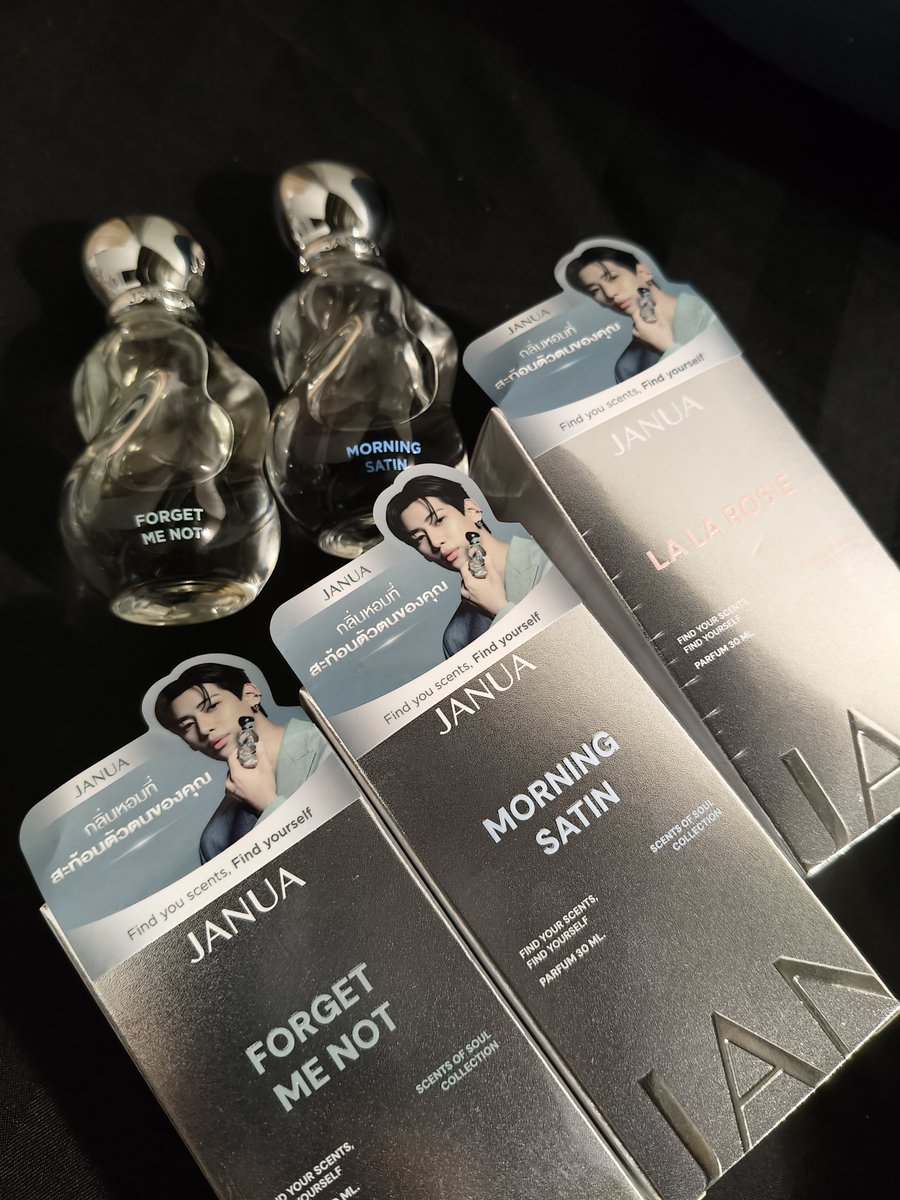 JaneNiiiii5's tweet photo. ไปเทสกลิ่น เทสทำไมสุดท้ายซื้อมาทุกกลิ่นอยู่ดี งงตัวเอง🤣

#BamBam #뱀뱀
#JANUAXBAMBAM
#JANUASCENTSOFSOUL https://t.co/caVbBW97du