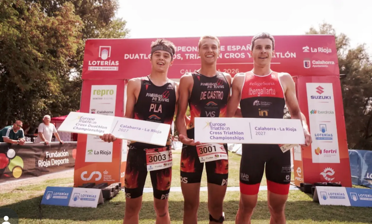 triatlonchannel's tweet photo. Eneko de Castro y Alba Núñez campeones de @TRIATLONSP  España de Tri Cross https://t.co/TwYPNNfwUJ https://t.co/gykCTJtzvO