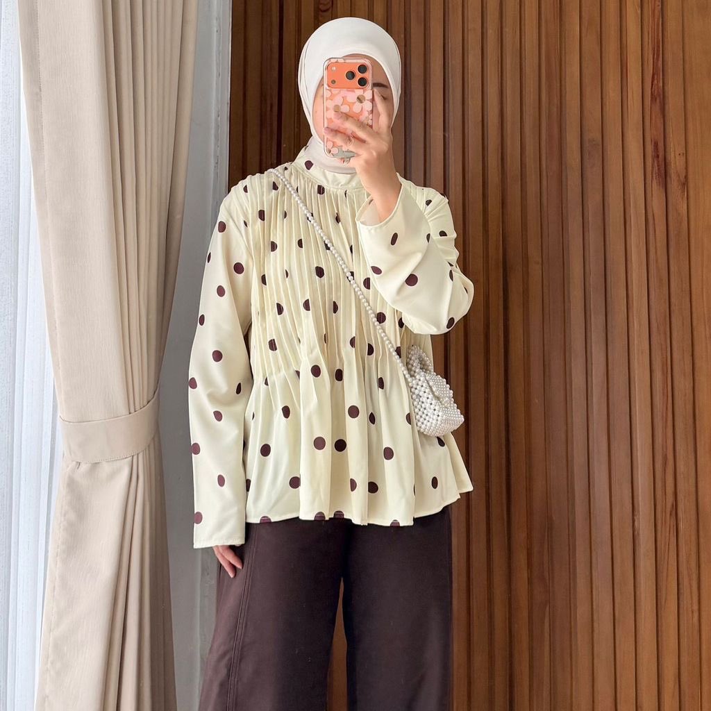 ayyiiceee's tweet photo. super gemess ruffle gituuuuu ada berbagai warna 😭😭 rasanya pengen punya semua warna

https://t.co/s0vSaa9E44 https://t.co/DAWIaQX6fW