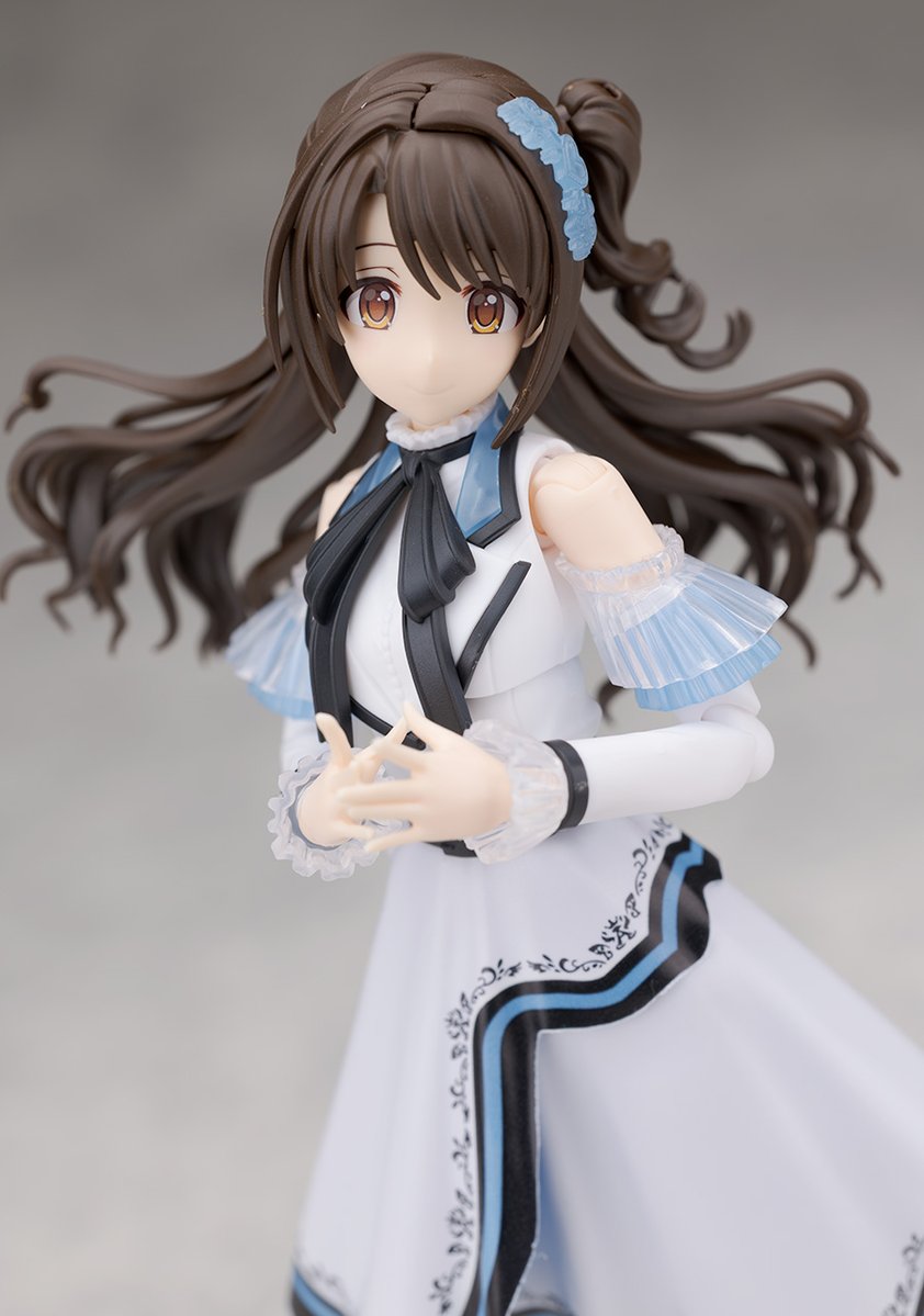 hoshimaruplamo's tweet photo. 「アイドルマスターシンデレラガールズ」より島村卯月 (20th Anniv. YOU AND アイ！)のレビューを公開しました。今回も20周年記念衣装仕様での立体化となりますが一部が専用の形状に変更されています。また髪型パーツもかなり気合の入った出来になっていました。
https://t.co/EvpaBZisYi https://t.co/uCvGDIvEX3