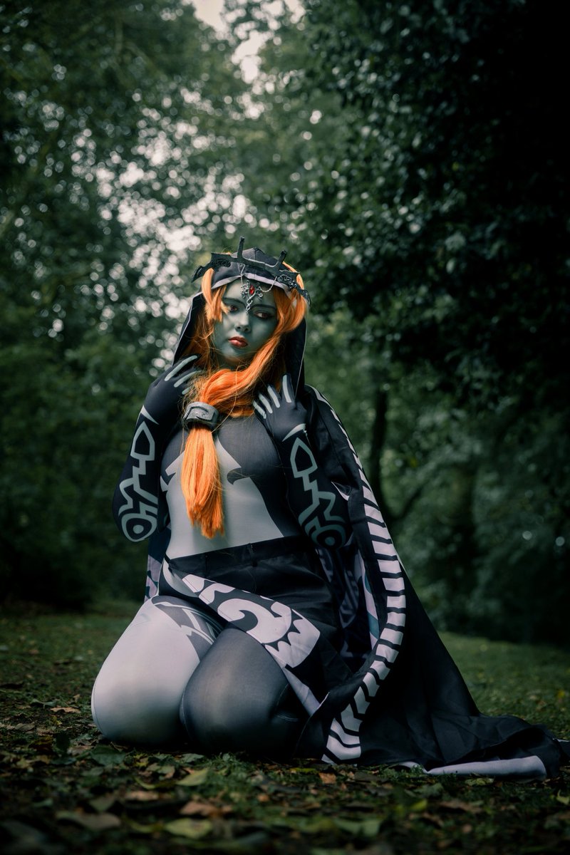 crabbicos's tweet photo. 🌙”I am a descendant of the tribe that was banished to the Twilight Realm!"

#midna #midnacosplay #zelda #twilightprincess #legendofzelda #zeldacosplay #cosplay https://t.co/d2tzfBL8na