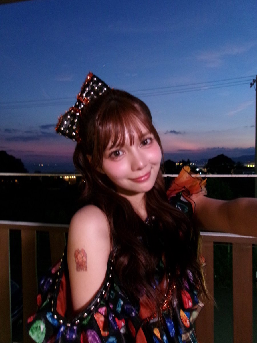 natsu_ct0317's tweet photo. 今までで1番熱い夏にしようね https://t.co/r2O84bOlk2