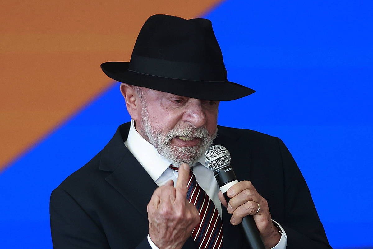 ZUlisses93's tweet photo. Pra quem tá chiando por causa da minha declaração de voto no Lula, é só mostrar um candidato melhor. MAS ATENÇÃO: um candidato melhor para o BRASIL real em 2026, não para a república federativa do seu mundinho da imaginação. https://t.co/TWn7qVcVBf