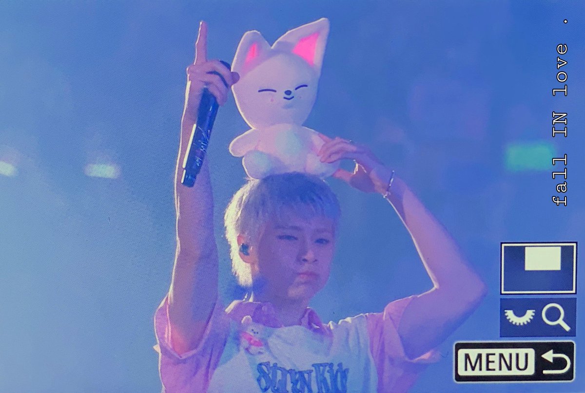 fallinlove_0208 tweet picture