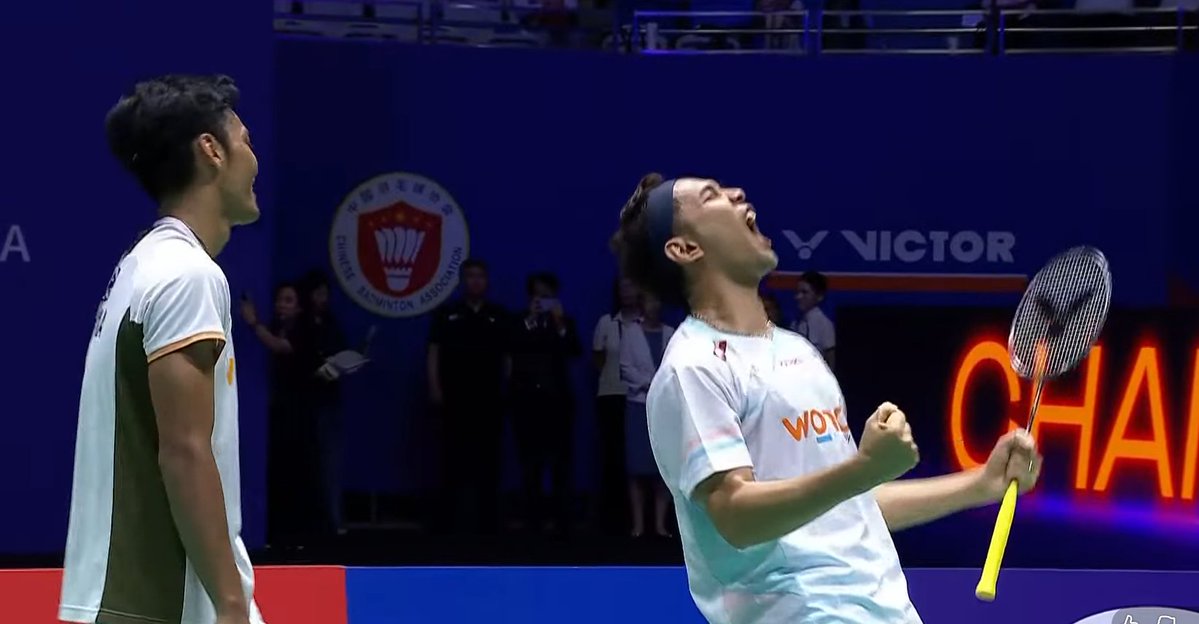 chitattooes's tweet photo. @BWFScore Ya Allah.
Indonesia, can you feel the joy????
2 exhausting weeks.
2 titles! and its S750 &amp; S1000🔥🔥🔥🔥🔥🔥
our men's doubles finally hittin' the fresh air again.
Thank you Fajar &amp; Fikri...
🇮🇩 https://t.co/D8tui1MCPf