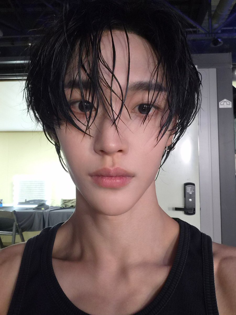 깜고 tweet media