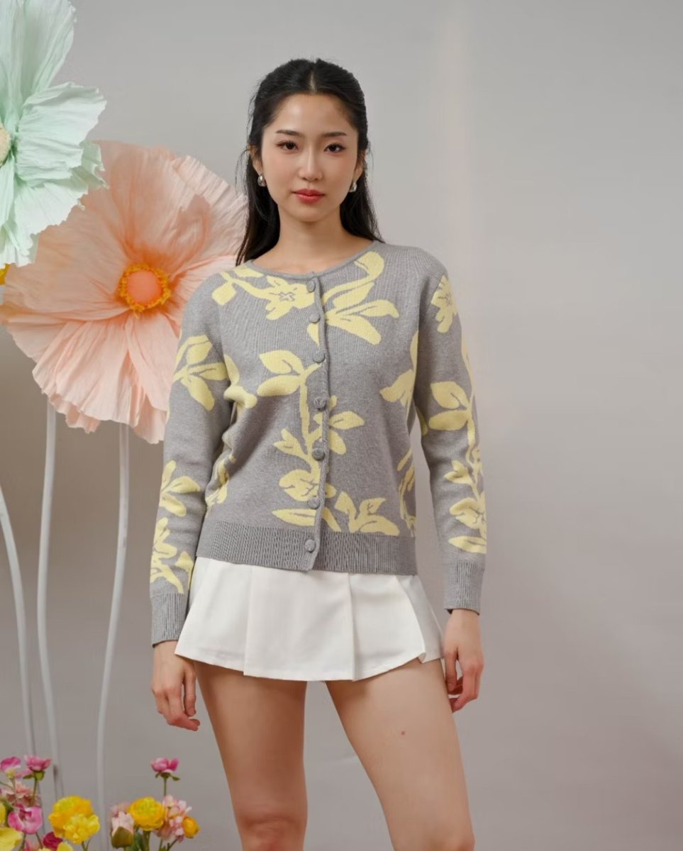 gyanetta_'s tweet photo. Cardigan rajut bermotif aesthetic cantik banget plis 😭 https://t.co/BzXebztaeG