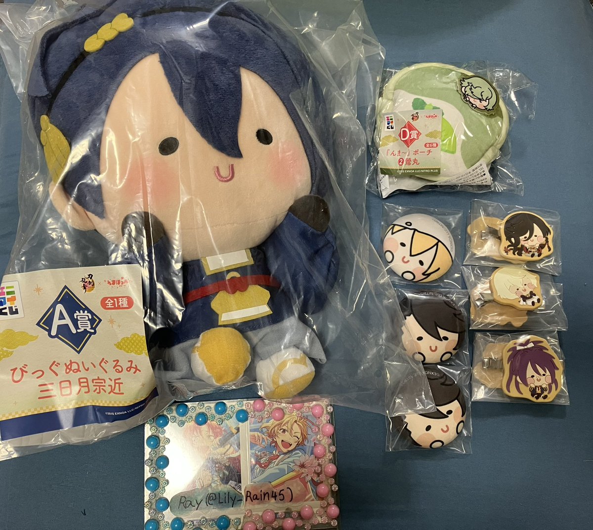 Lily_Rain45's tweet photo. 【交換 譲渡】
刀剣乱舞 んまほっぺ エニマイくじ

【譲】
画像参照

【求】
B賞･F賞:加州清光
記載額(D賞:¥880/E賞･F賞:¥440)

郵送or横浜もしくは川崎にて手渡し
改札内でしたら山手線(品川~池袋)⭕️
8/21~23海浜幕張にて手渡し⭕️

※詳細はALT参照

お気軽にお声掛け下さい😊 https://t.co/3fGogMhOO9