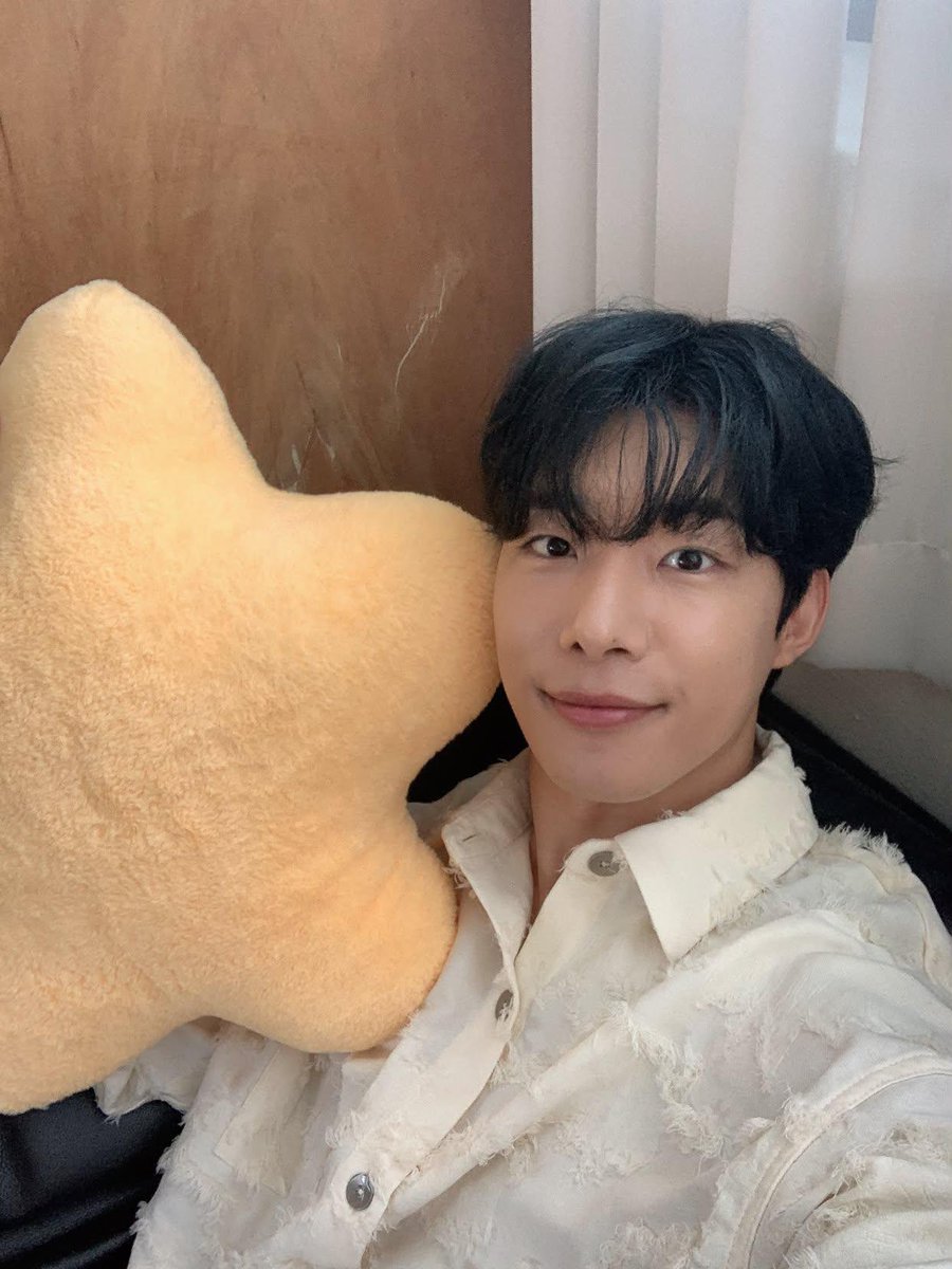 lifeNowOn's tweet photo. 260726 ins 'Sirius Archive✨' (2)
#정리우 #Jeongriu https://t.co/5gsZvR7fdp