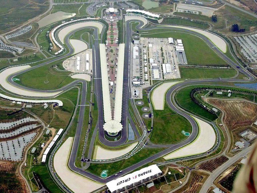 chacho_lml's tweet photo. Oficial
El circuito de Sepang regresa al calendario para restituir el GP de Bahrein. La F1 regresa a Malasia el 4 de octubre. https://t.co/NJIfIlV4kV