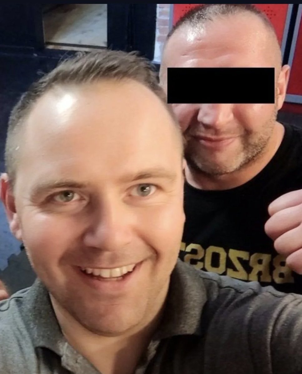 HejterPisu's tweet photo. @mdzik12 @MaciejNaskret Wasz tuż intelektu o lotności umyslu jak naćpane imadło🙄 https://t.co/V3bsybeEfE