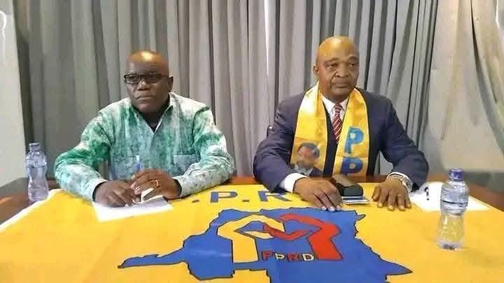 MikeMukebayi's tweet photo. #RDC Des pratiques condamnables normalisées sous Felix Tshisekedi. Exemple :la détention indéfiniment prolongée et sans procès d’Emmanuel Ramazani et Aubin Minaku.Nous nous y sommes accoutumés,au point que personne ne s’en émeut ni n’en parle. Silence complice face à la tyrannie https://t.co/2fGtx5TzVO