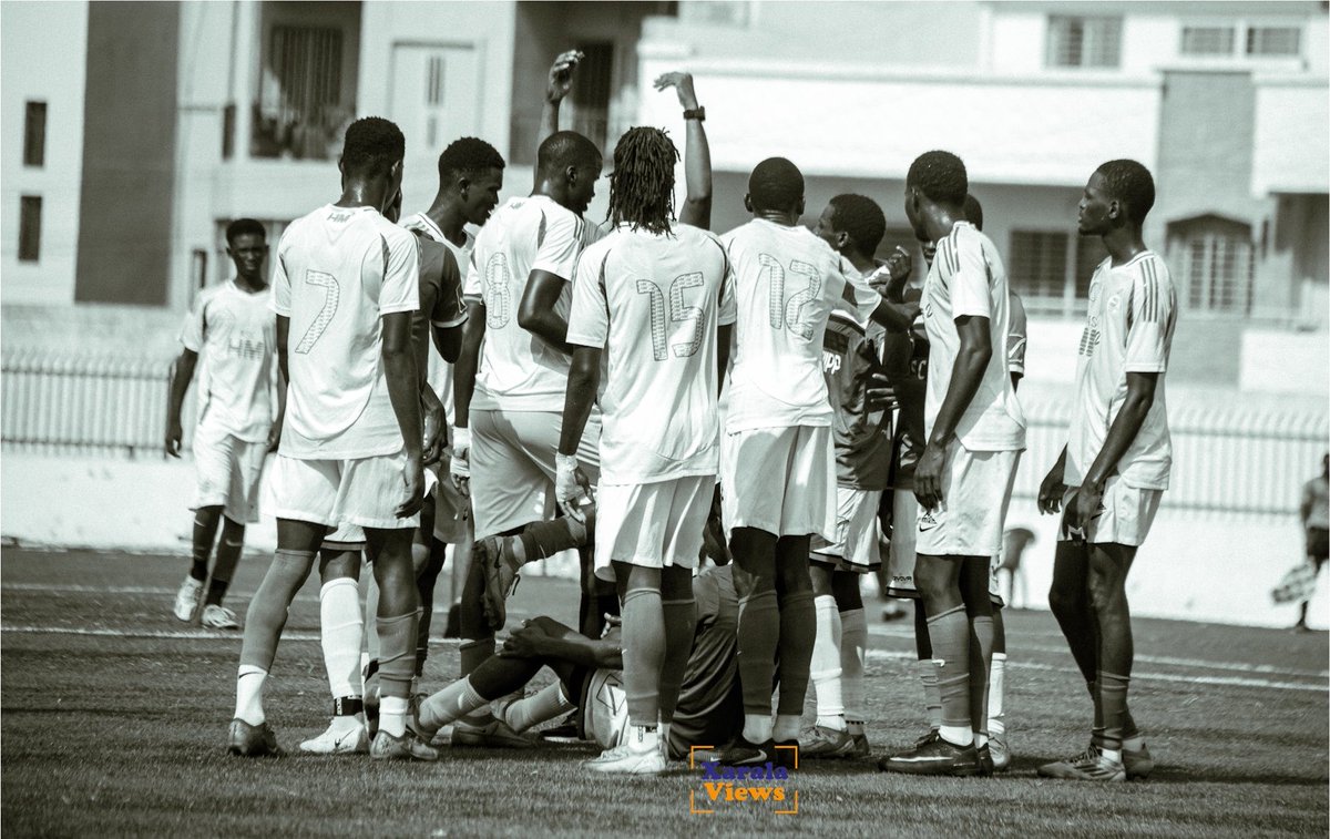 ViewsXarala's tweet photo. Première journée de Navetane zone 7A Hann Bel Air.
@aschm2 vs @asckipp
CP: @ViewsXarala
#navetane #navétane #senegal #galsen #football #ete https://t.co/6VLI3BHxAG