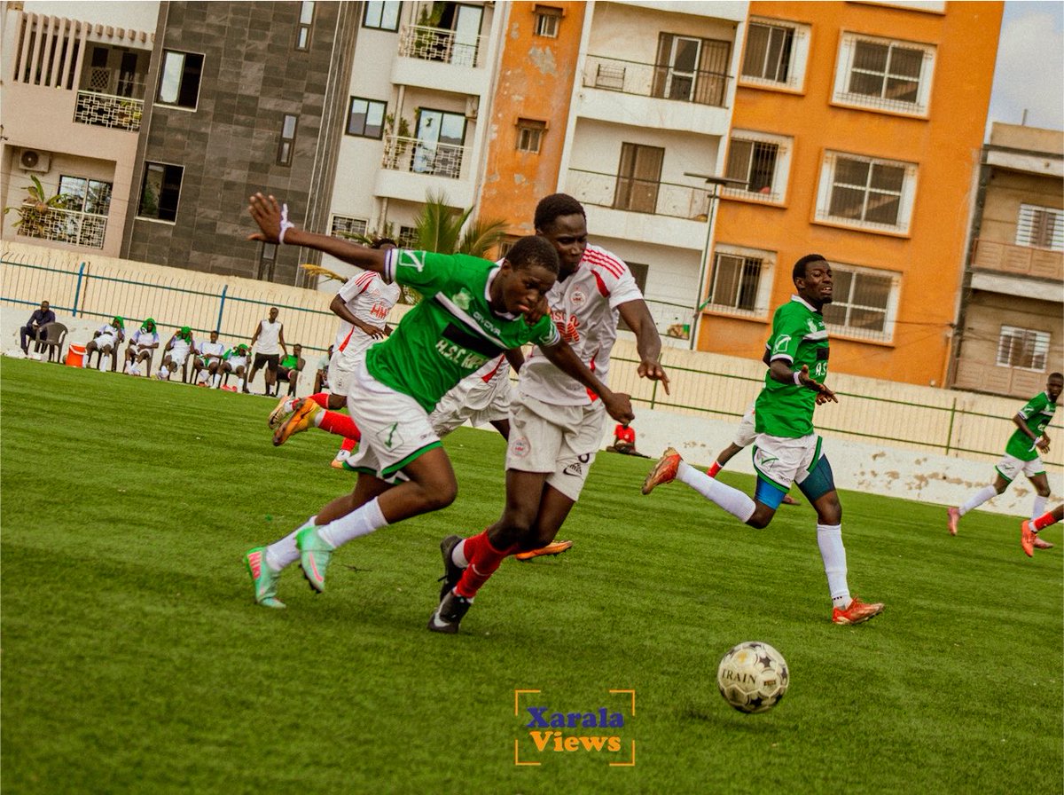 ViewsXarala's tweet photo. Première journée de Navetane zone 7A Hann Bel Air.
@aschm2 vs @asckipp
CP: @ViewsXarala
#navetane #navétane #senegal #galsen #football #ete https://t.co/6VLI3BHxAG