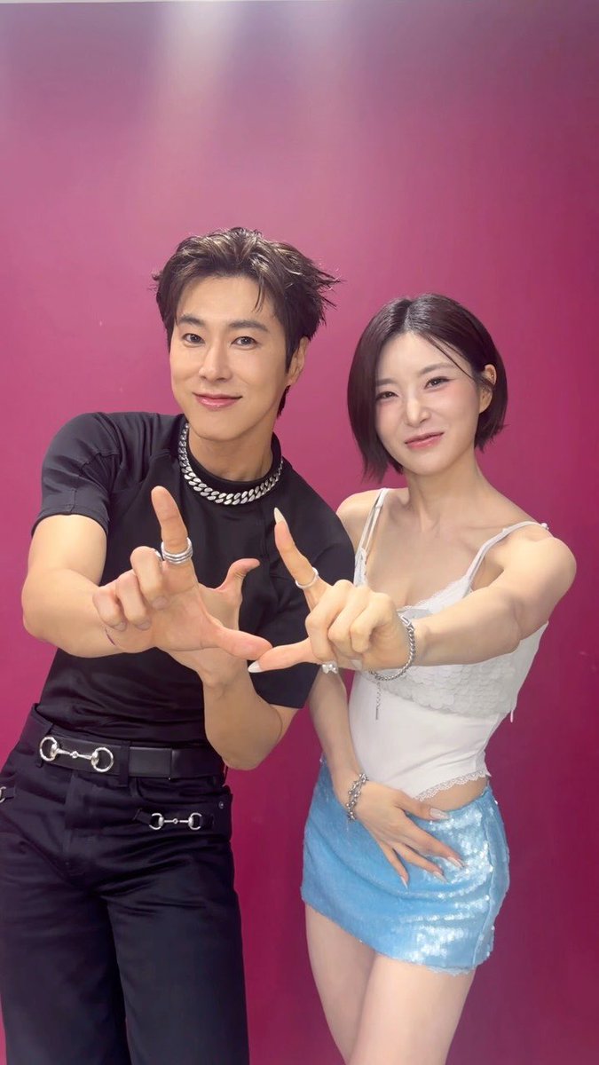 yuni2154's tweet photo. 음중 핫바디 유노 개좋네 https://t.co/MxZXfuvAUe