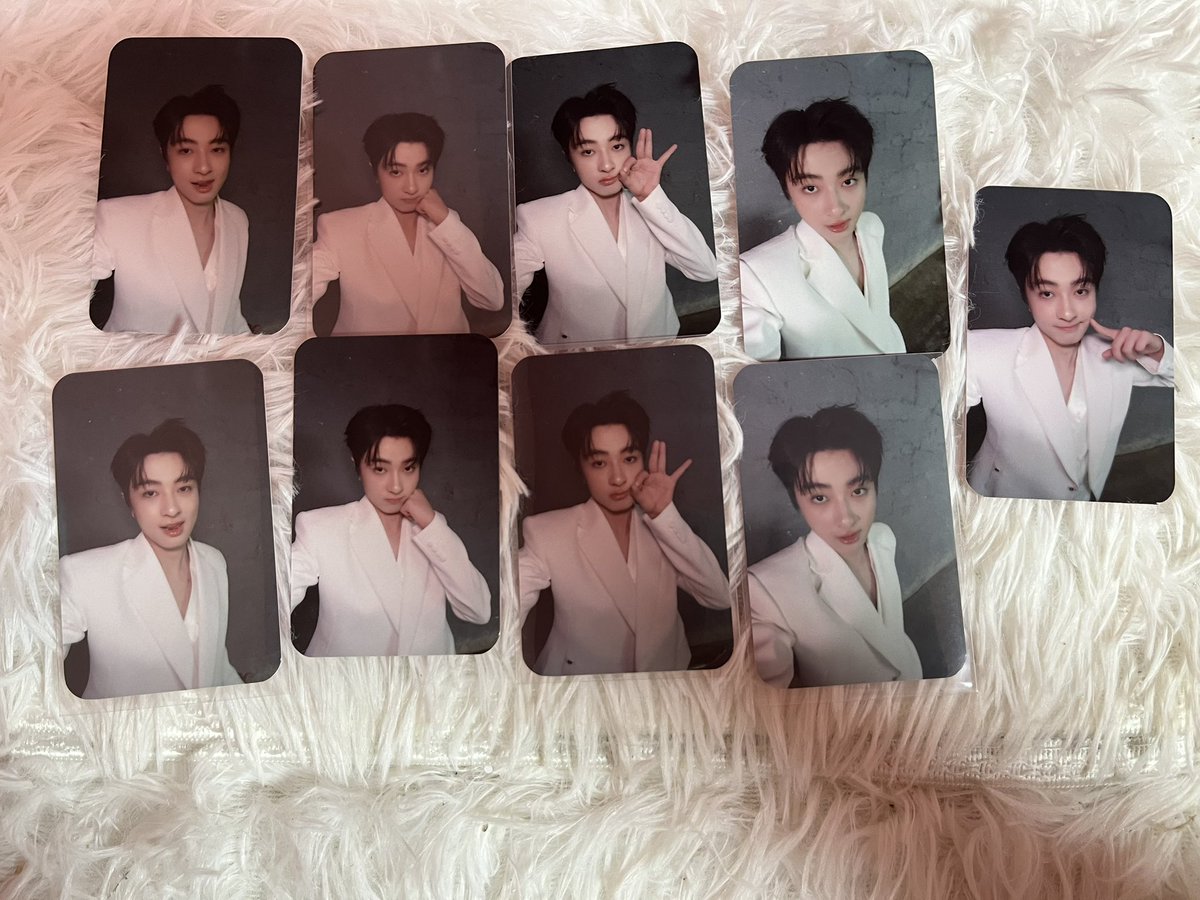 LoveCatat's tweet photo. ใบละ150 ค่าส่ง 45 #ตลาดนัดดูมันดิ #ตลาดนัดdmd https://t.co/YgGZY1qtpg