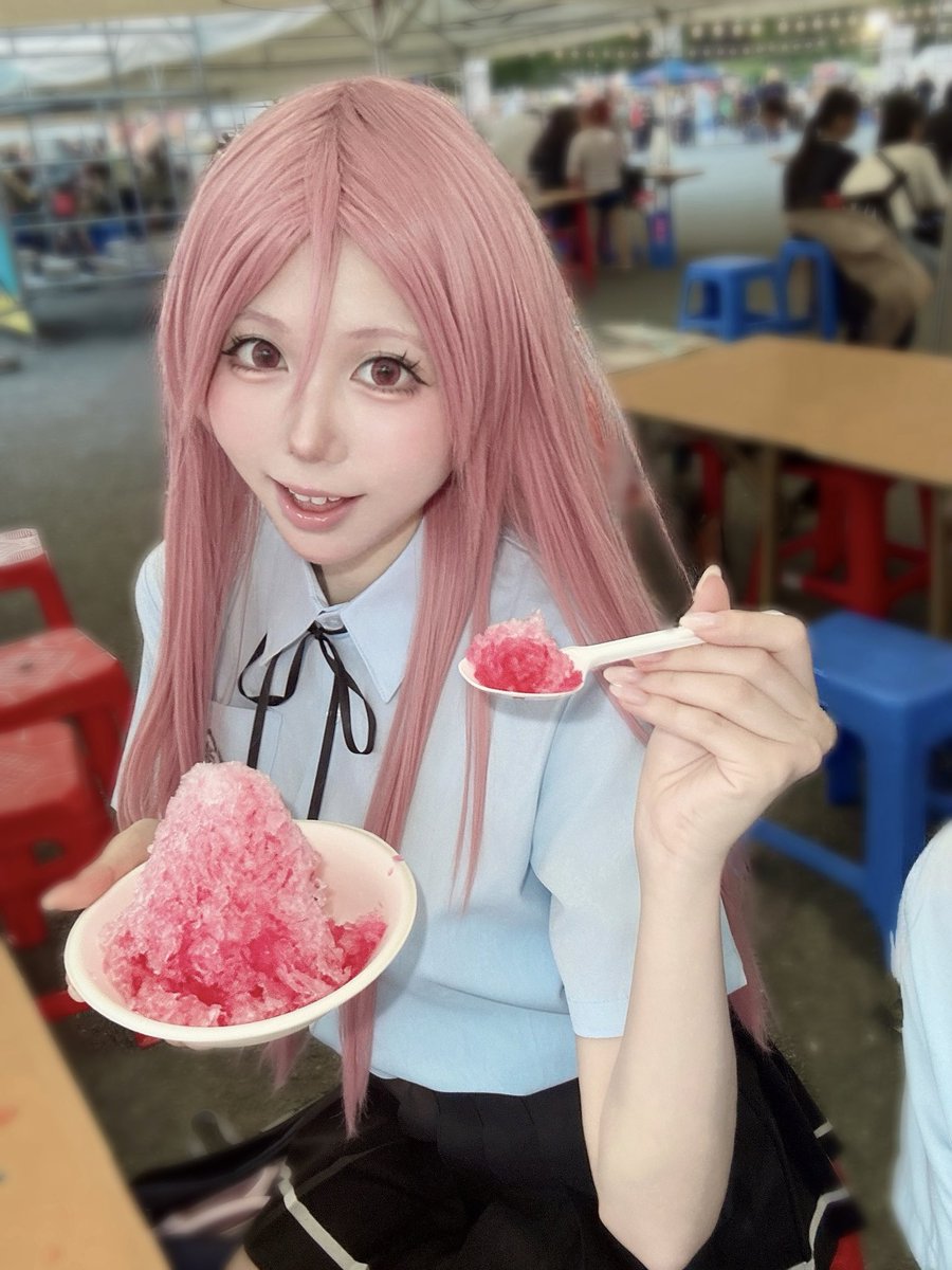 2k0nekoneko's tweet photo. 黒子のバスケcosplay /桃井さつき

『 テツくんあーん♡ 』

 #アコスタ万博夏祭り https://t.co/QUdjew54ZQ