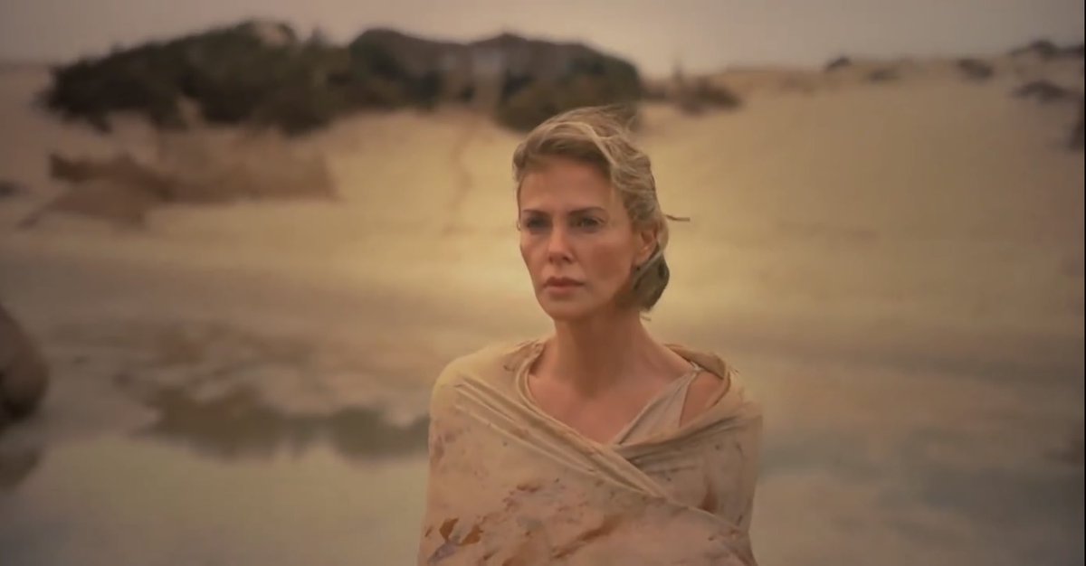paloma_datgirl's tweet photo. How come we never heard a single thing about Calypso’s family? She just appeared on an island out of nowhere. Was she an alien? 😭 https://t.co/FXTIOjy5FX