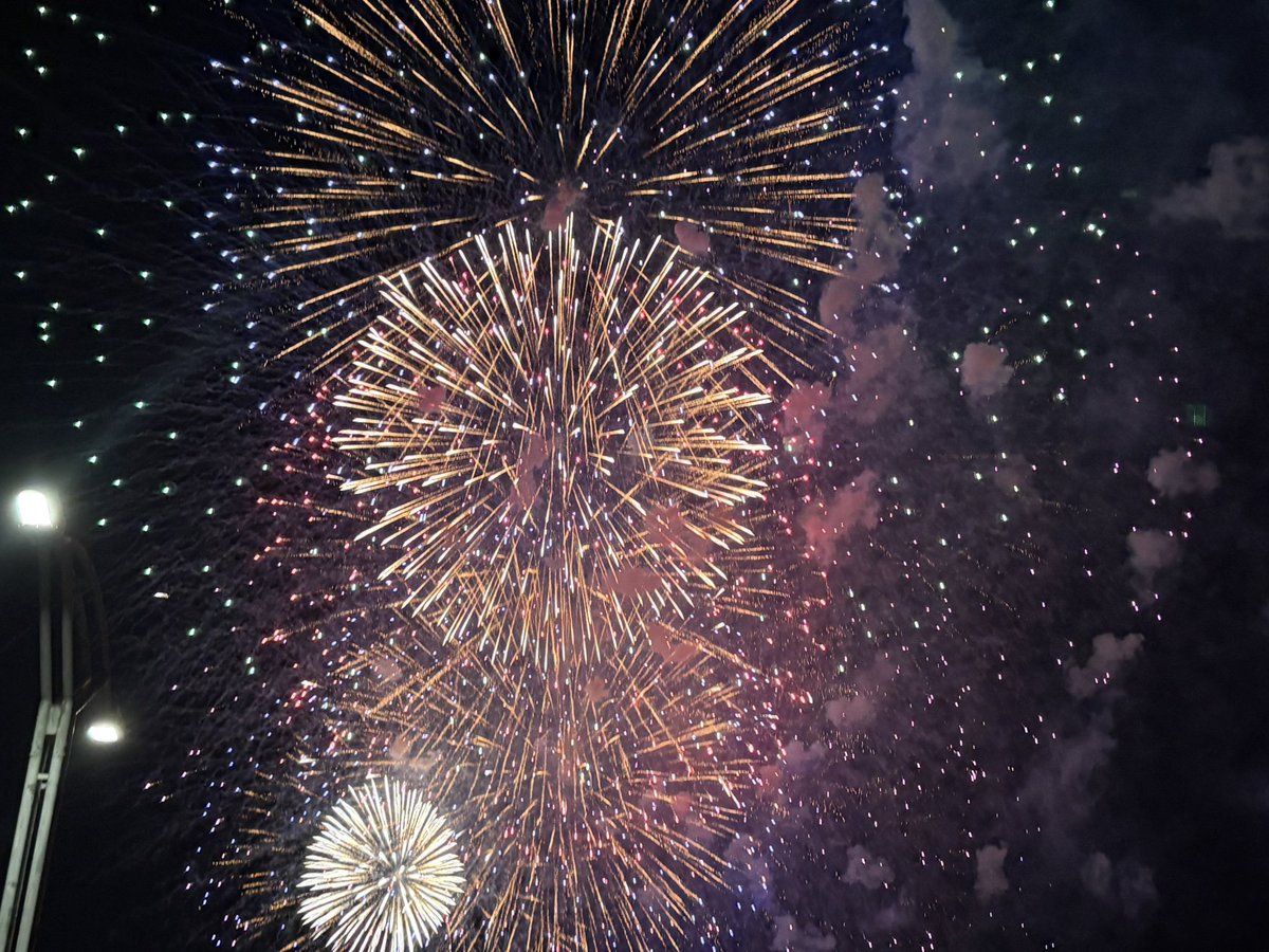 minazuki0914's tweet photo. 花火ちよー良かった https://t.co/UWN9X4tl0d