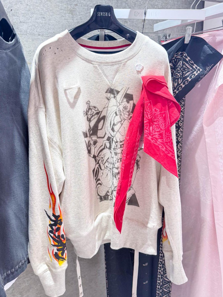 FASHIONSNAP tweet media