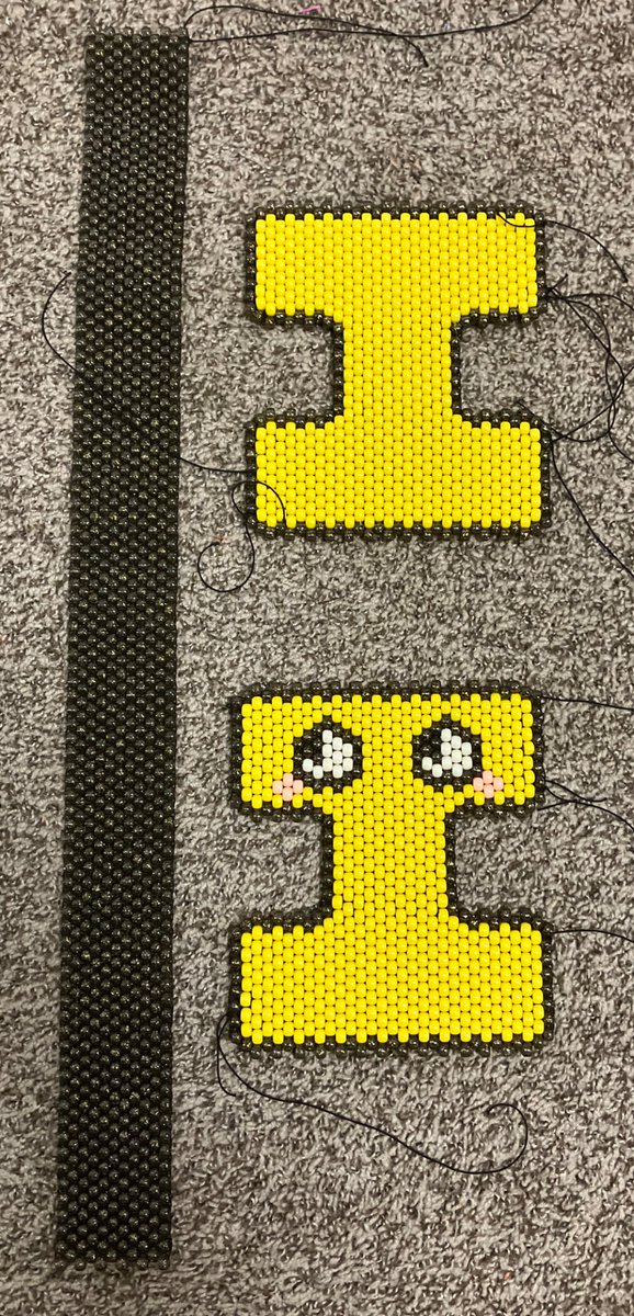 Kaiotic_Kai's tweet photo. I got the side panel done! I sewed it on one half last night (which took 50 minutes,,) so that means I just have to sew together the other half and I’ll be done with the hard part! https://t.co/kr5YK2NJSI