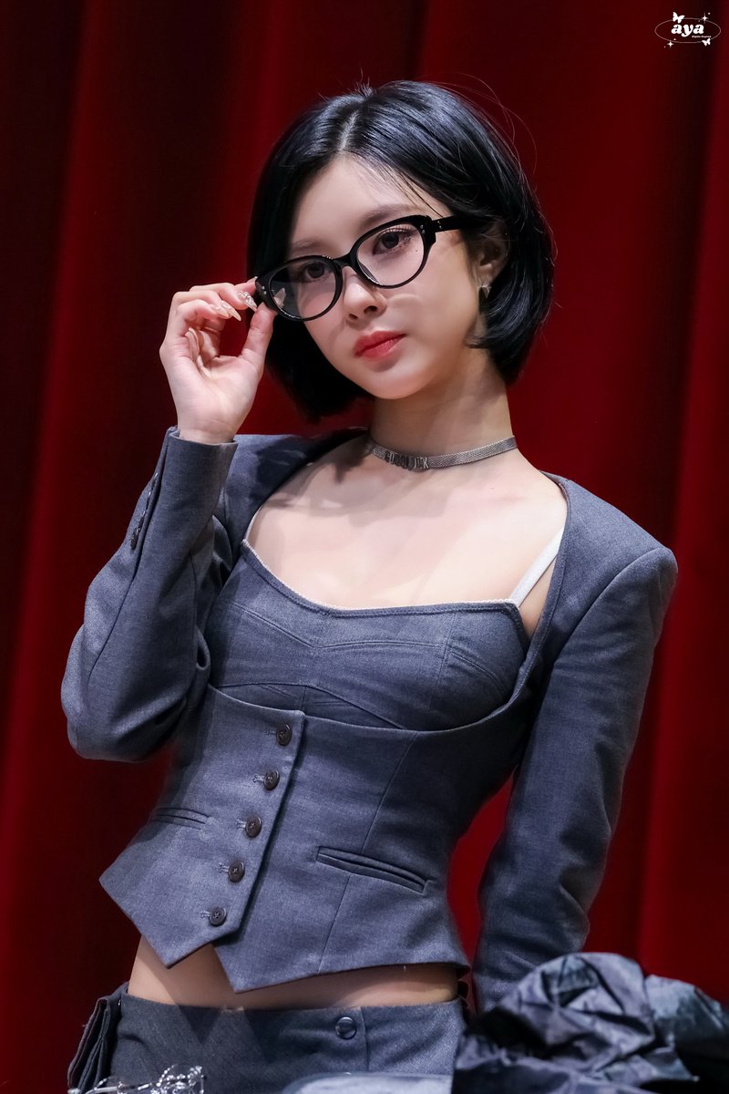 aya0103Kep1ian's tweet photo. 260404 디어마이뮤즈 HQ

🕶️🩶

#케플러 #Kep1er #김다연 #다연 #Dayeon #ダヨン https://t.co/kpHvB4e2pp