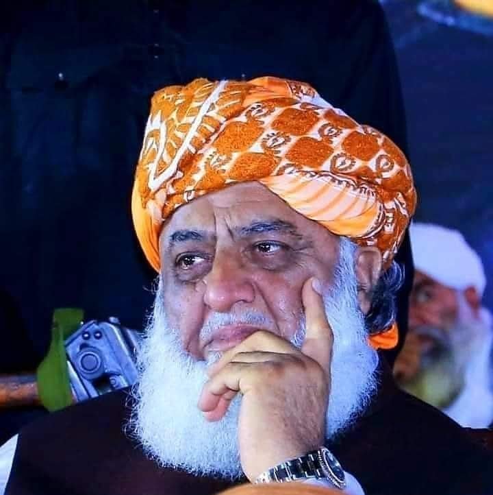 Sadeeqi444's tweet photo. حق کی تلاش کسی ایک فرد کی نہیں، پورے معاشرے کی مشترکہ ذمہ داری ہے۔

فکرِ صدیقی 🇵🇰
#عوام_مولانا_کے_سنگ
#حق_کی_آواز_جمعیت
#نکے_دا_پروپیگنڈا
#شہدابہانہ_خزانہ_نشانہ
#ذخائر_کے_چور https://t.co/EGIFFjfSoA