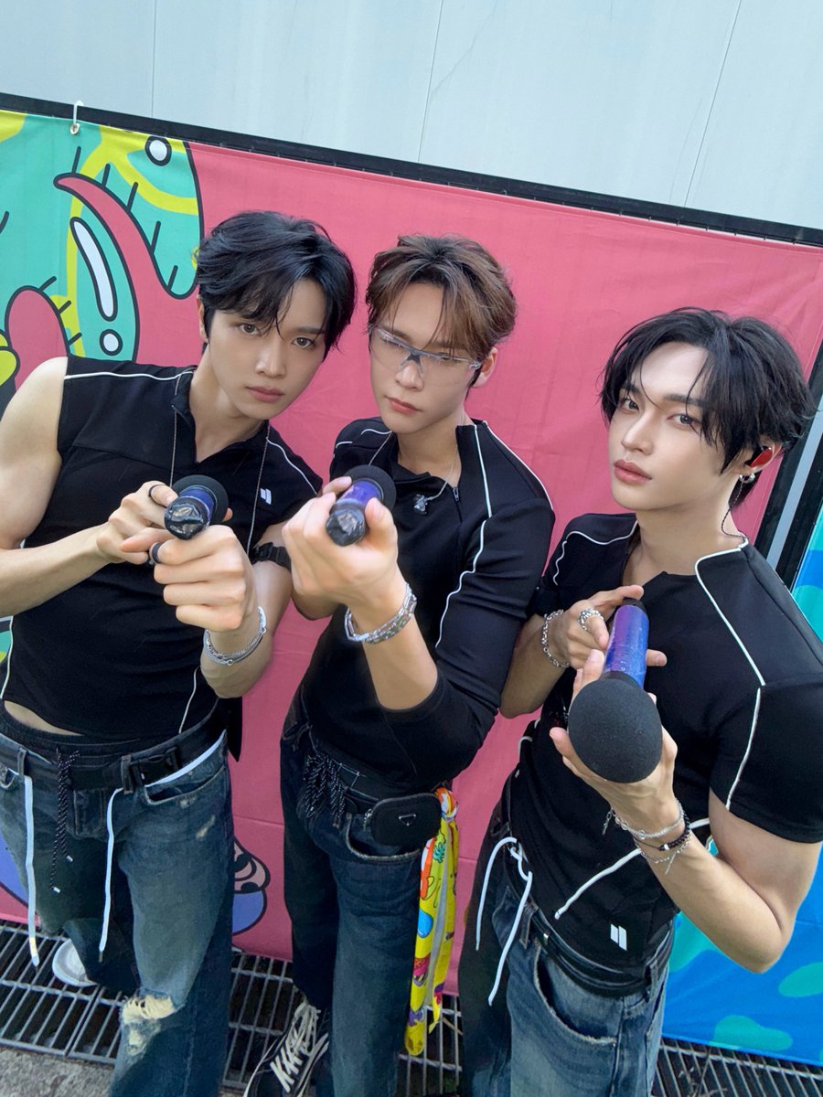 chrryever's tweet photo. 260726 라이즈 인스타 #원빈 

wassup #WATERBOMB2026 🔫 https://t.co/aRXxbfDI4t
