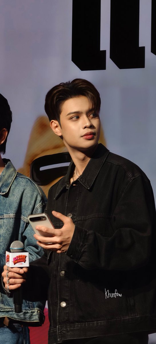 jpppqk's tweet photo. เบคเลี้ยงลูกชั้นด้วยอะไรคะตอบหน่อย โตไวไปมั้ย😭
#bacontimefanmeet
#ทีมBaconTime
#BaconOPAR
#OPAR https://t.co/QIwpL5sZLV