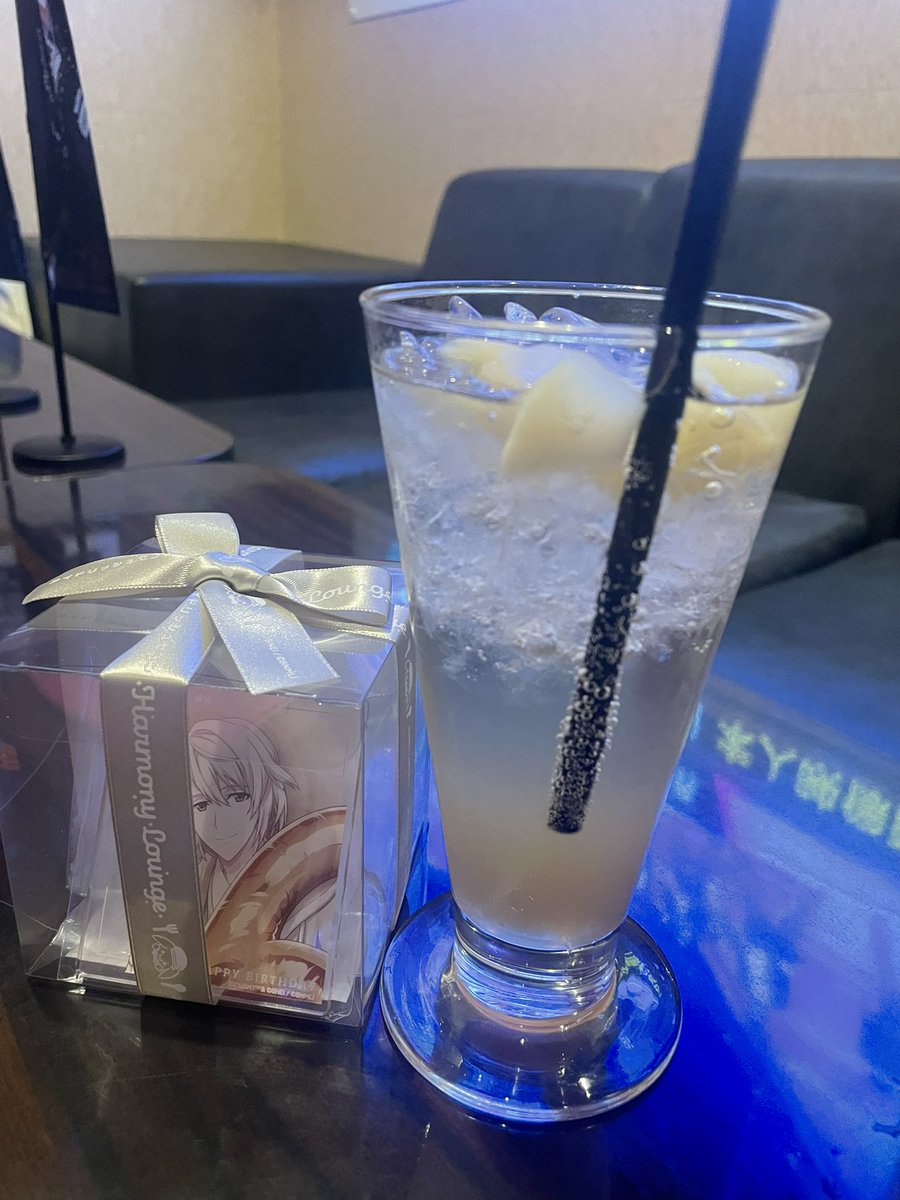 cha_m100m3's tweet photo. ドリンクはピタゴラと百と巳波飲んだけど個人的には巳波が1番美味しかった❣️ https://t.co/rrunayoTPN
